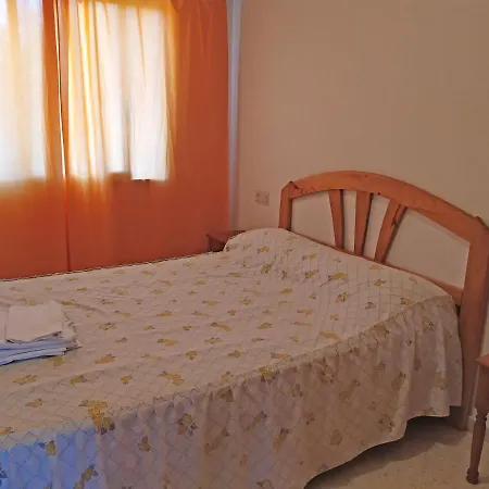 Apartment 3000 *